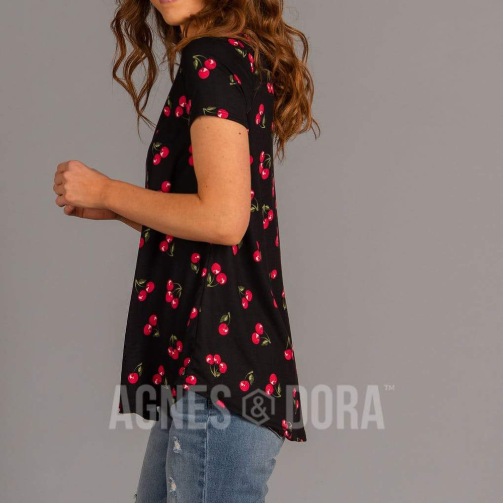 Everyday Tee Scoop Neck Black Cherry